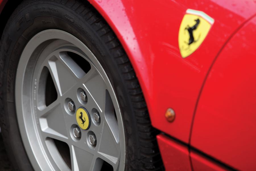  Ferrari 328 GTS 1987 года  (фото 7 из 12)